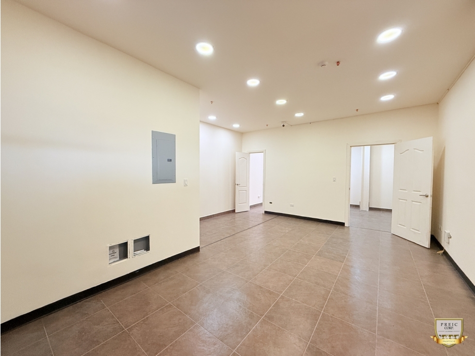 Venta de Local Comercial en Market Plaza Costa Verde La Chorrera MACP — foto 3