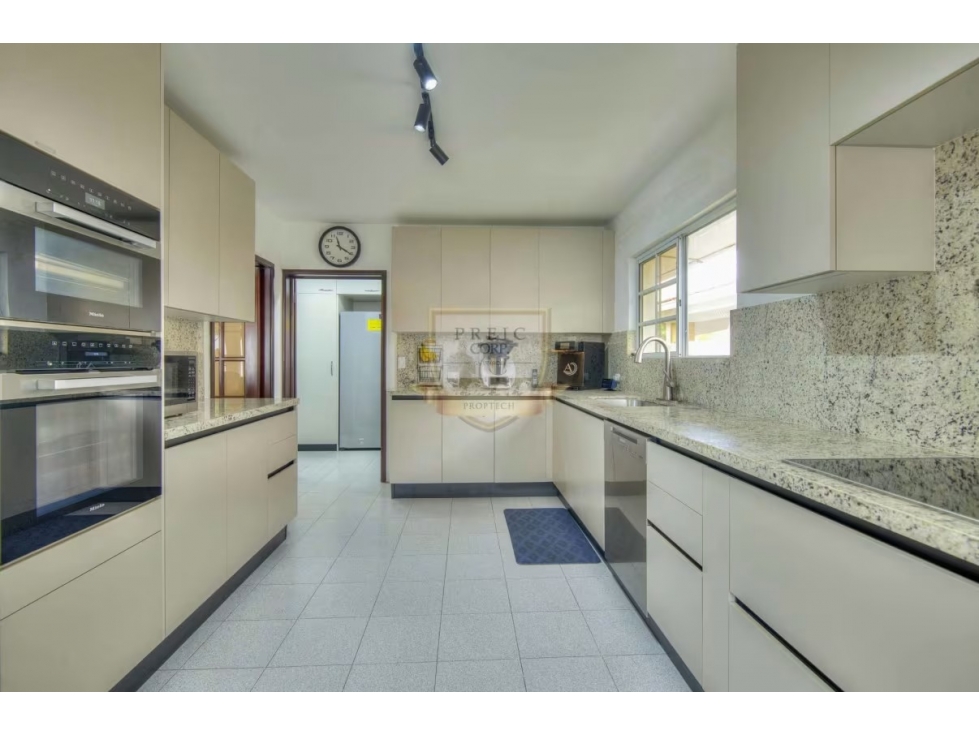 CASA UNIFAMILIAR COSTA SERENA - 661 MTS - 4 RECAMARAS - $1,120,000 DL - 3