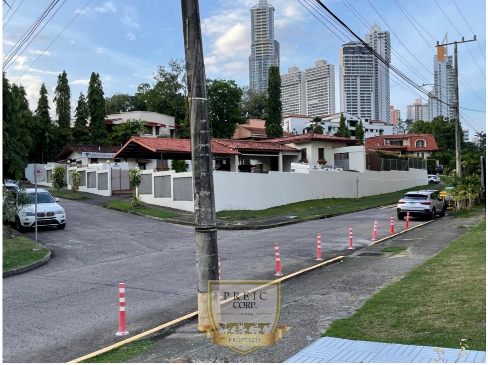 Vendo Casa Comercial / Residencial La Alameda L.T