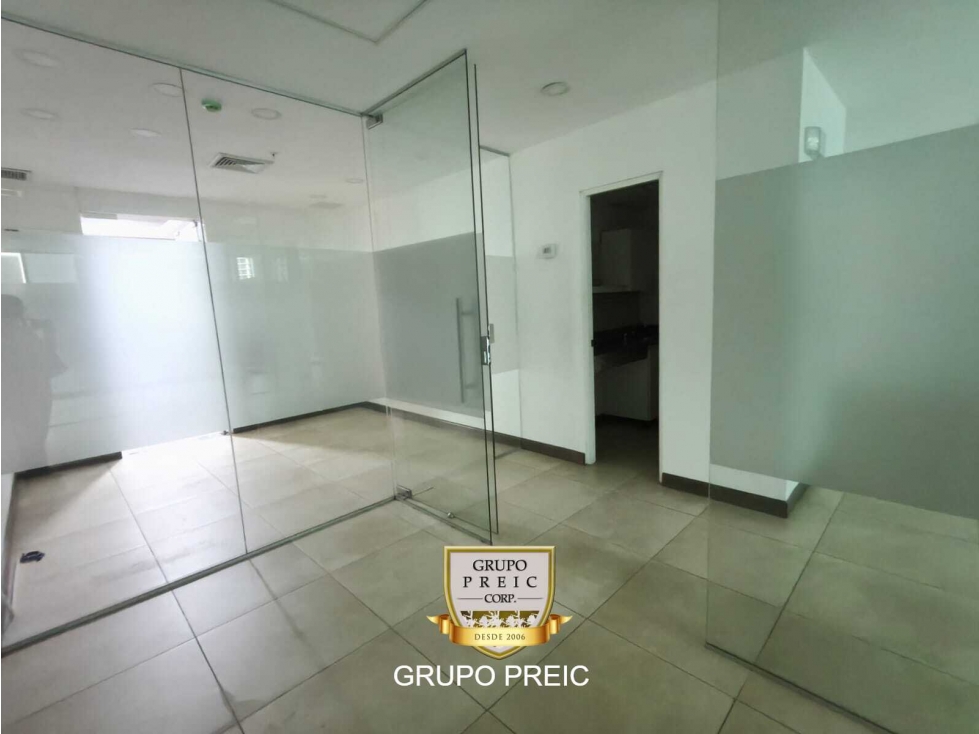 Oficina en alquiler obarrio Ph Atrium $1000 CC — foto 3