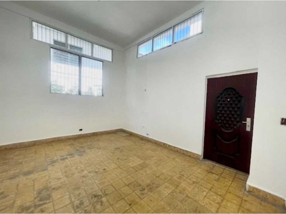 SE ALQULA CASA COMERCIAL PUEBLO NUEVO 630 Mrts (OG) — foto 4