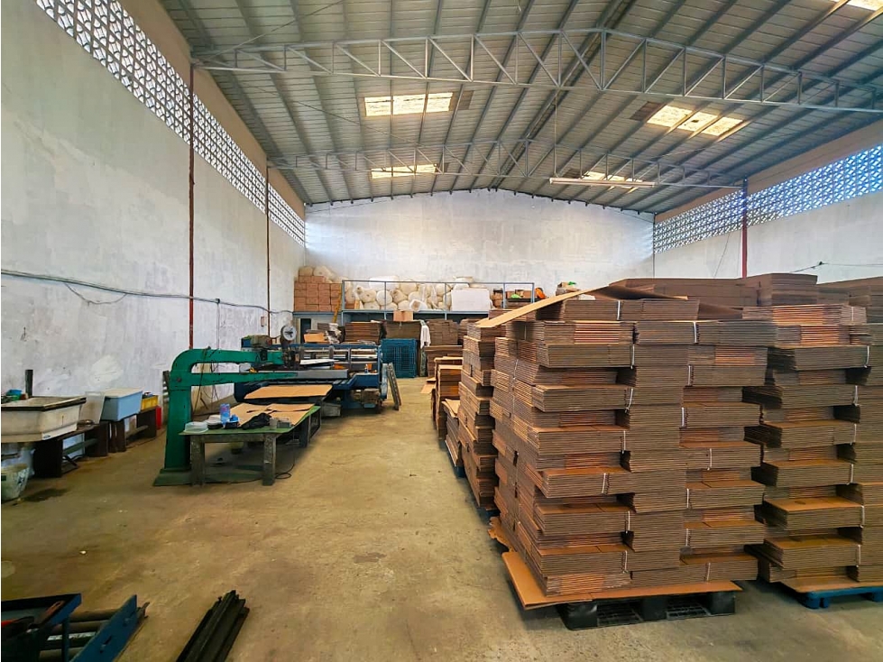 Galera en Venta en Pueblo Nuevo 800 m2 CT - 3