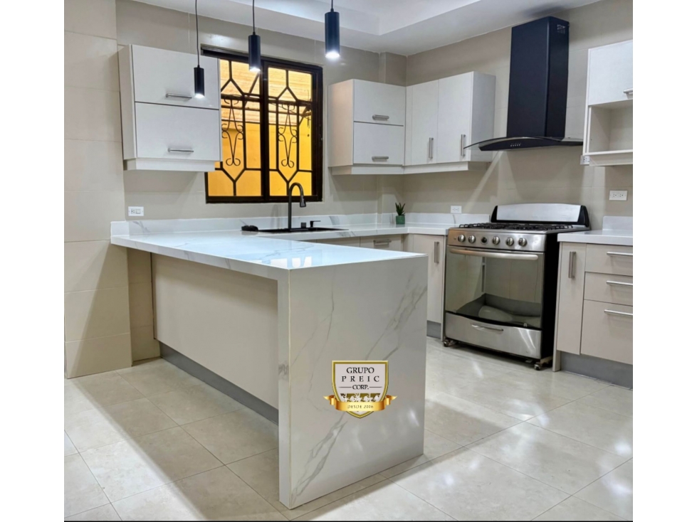 RESIDENCIA EXCLUSIVA EN ANCÓN CERCA DE ALBROOK RODEADA DE NATURALEZA — foto 3
