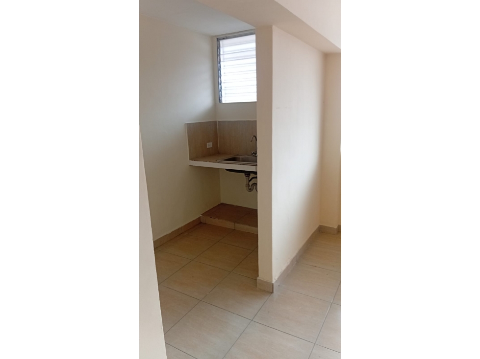 Edificio en venta mixto con potencial de retorno | Iskena, Calidonia — foto 3