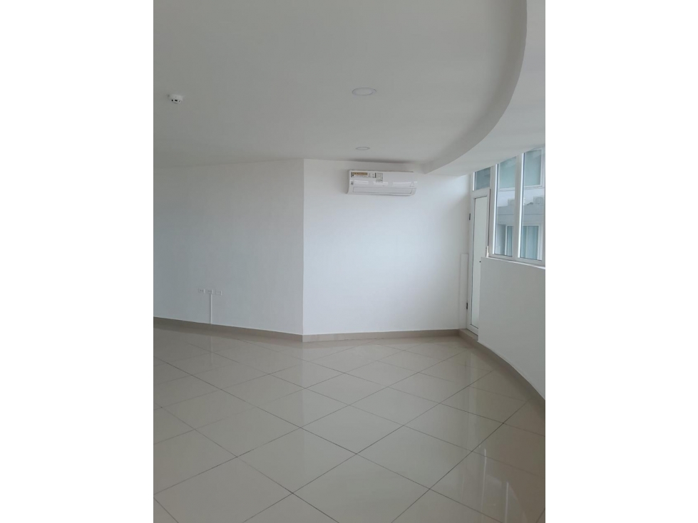 Venta y alquiler de amplia oficina | Bay View, Avenida Balboa — foto 3