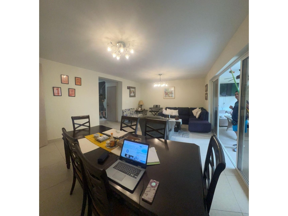CASA EN PH RESERVAS DE VERSALLES - MODELO LYON - 3
