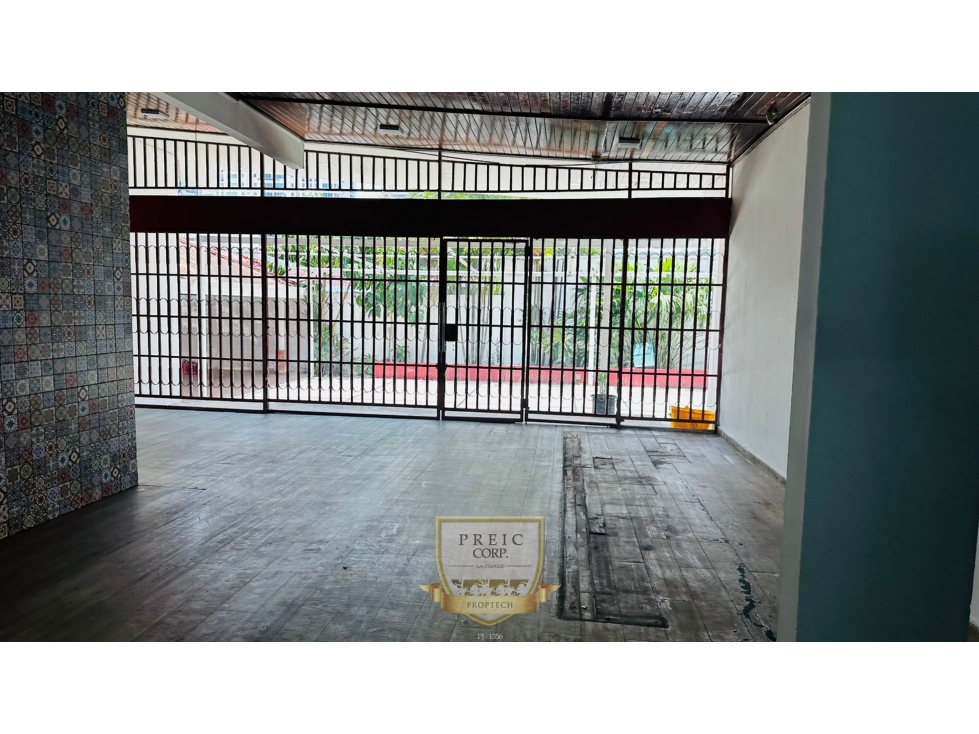 Alquilo casa comercial en San Francisco L.T - 3