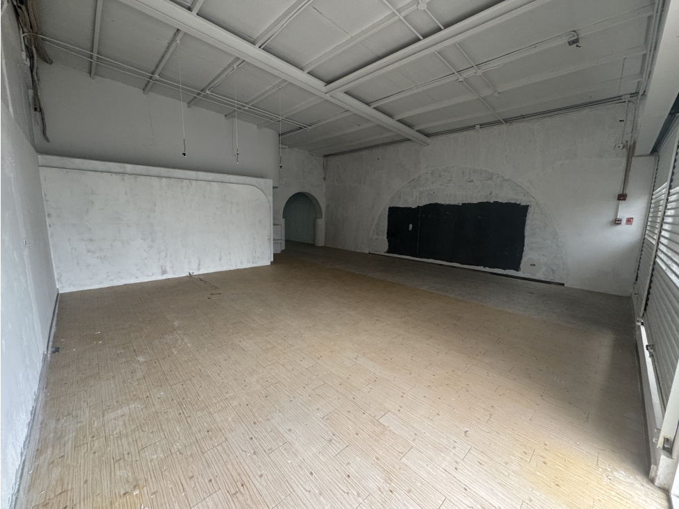 Alquilo local comercial en San Francisco L.T — foto 3