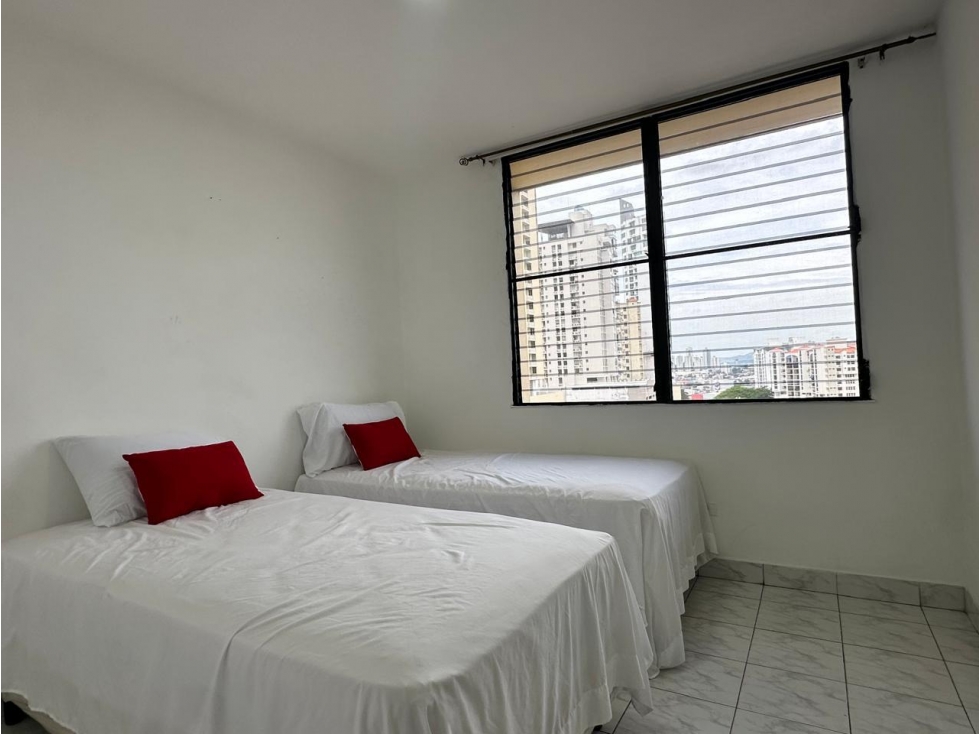 ALQUILER DE APARTAMENTO PH TORES DEL SOL I YM — foto 5
