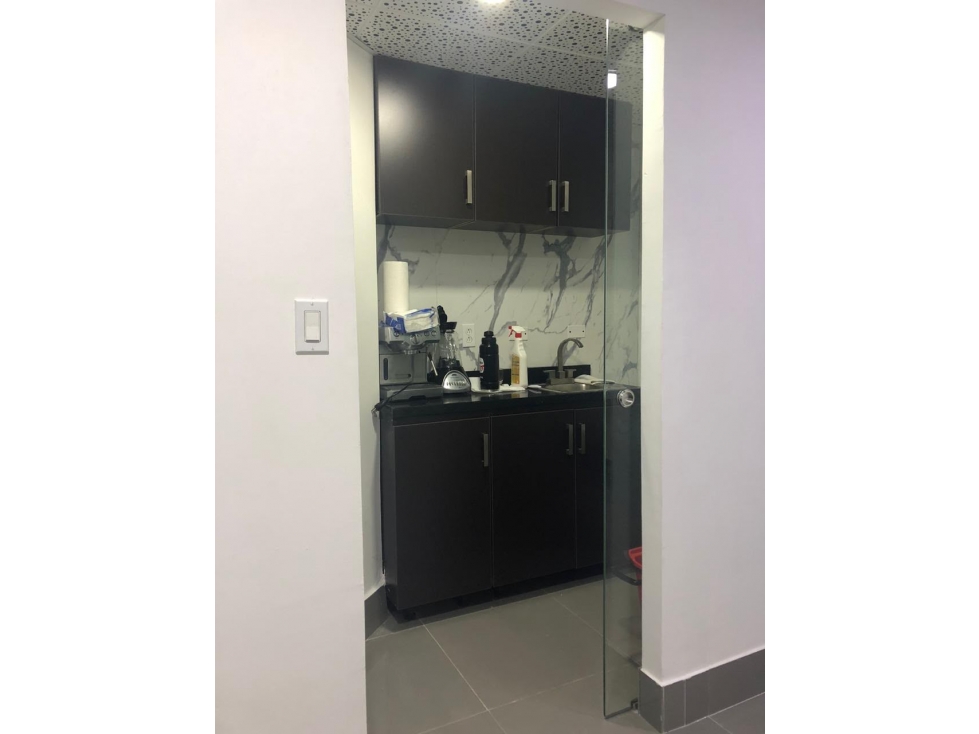 Alquiler de oficina amoblada | Bay Mall, Avenida Balboa - 4