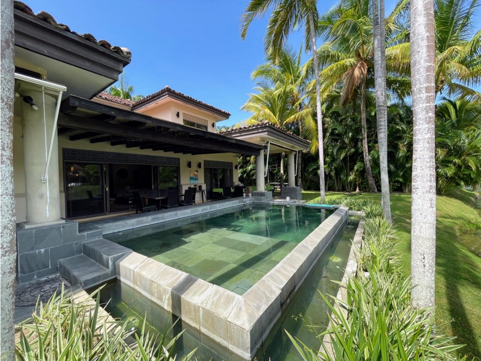VENTA DE LUJOSA VILLA EN BRISTOL BUENAVENTURA (MC) — foto 4