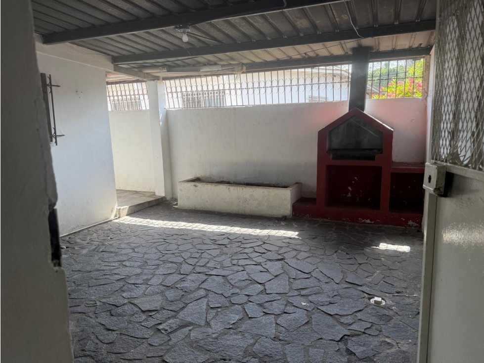 VENTA DE CASA EN CERRO VIENTO CENTRICA IDEAL PARA NEGOCIO — foto 6