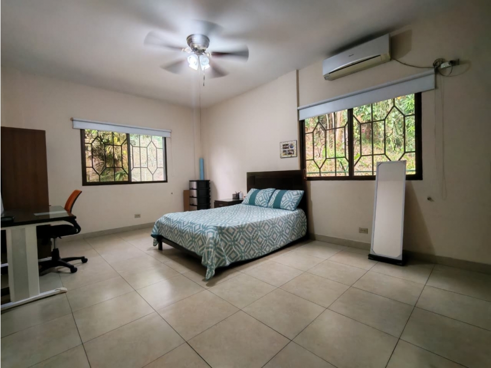 Casa en Venta en Ancón | Amplios espacios 348 m2 CT - 4