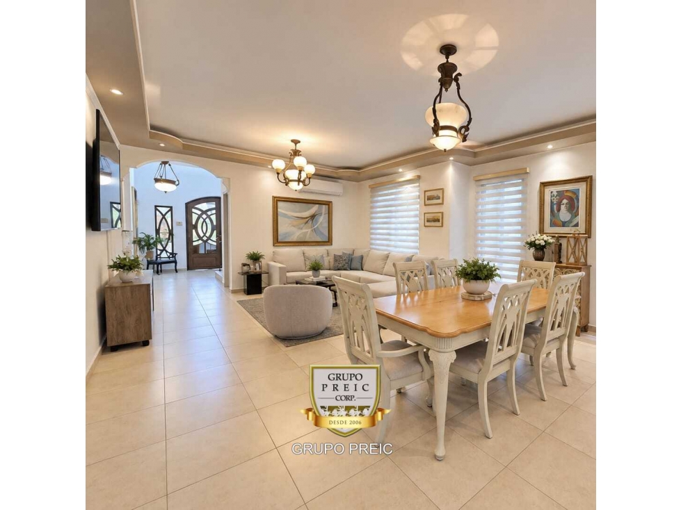 Casa en alquiler Clayton Village Amoblada CC