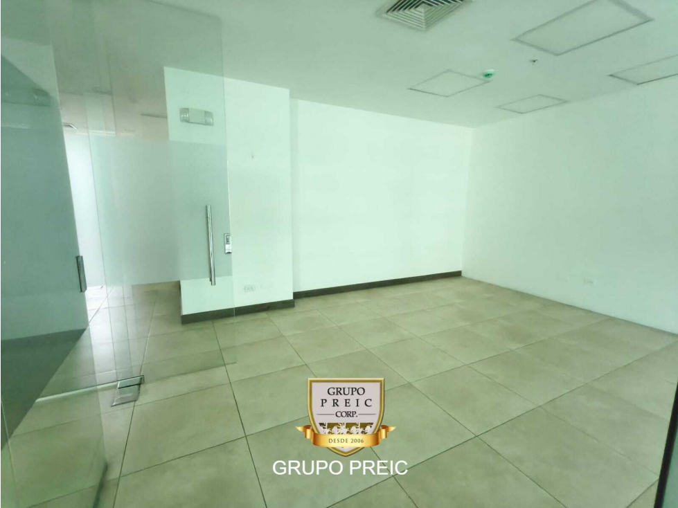 Oficina en alquiler obarrio Ph Atrium $1000 CC — foto 4