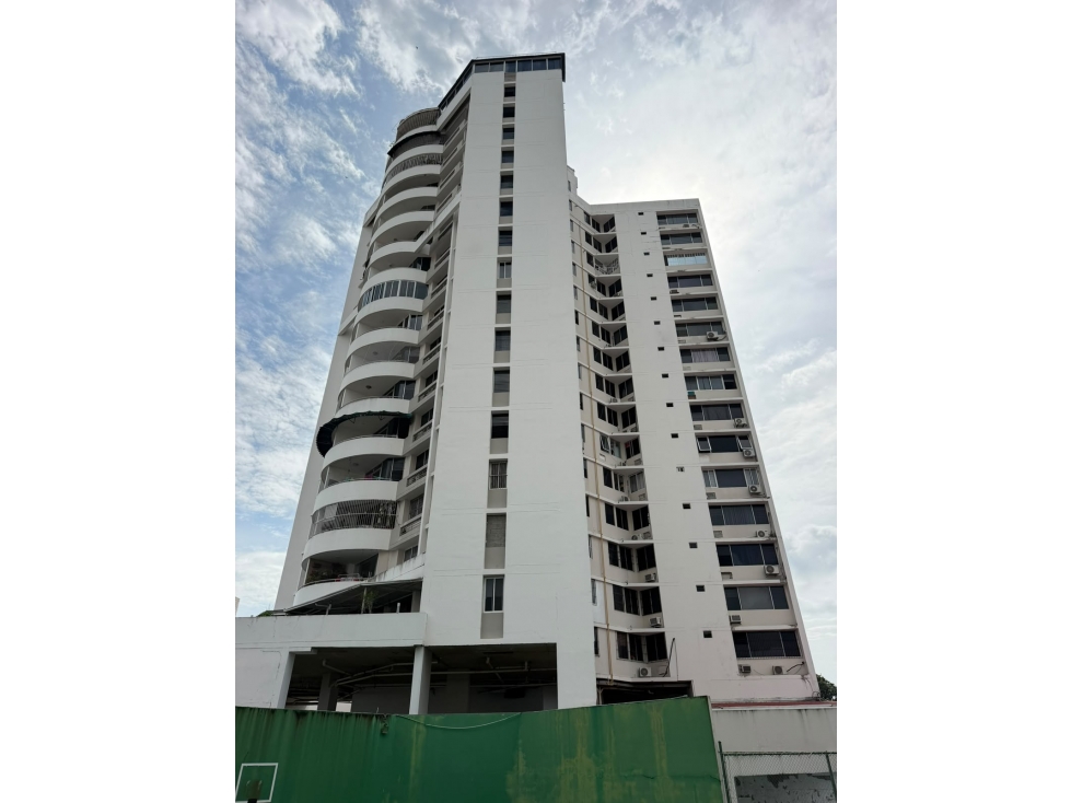 OPORTUNIDAD! VENTA DE APARTAMENTO EL DORADO — foto 2