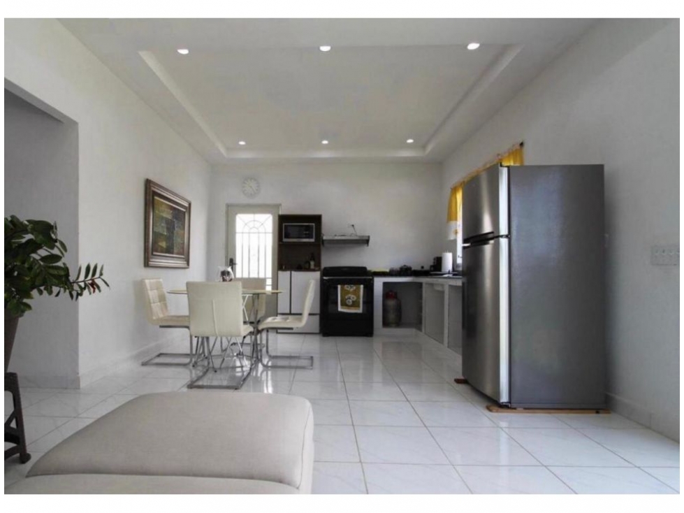 Casa con piscina - Venta - Costa Esmeralda - San Carlos — foto 4