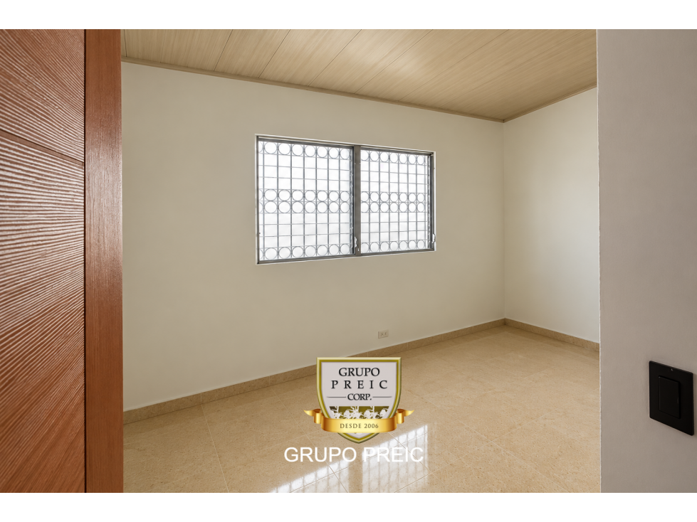 Casa en Venta Parque Lefevre CC — foto 4