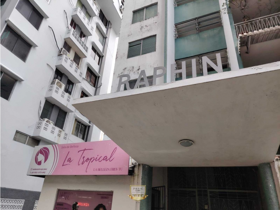 Venta de apartamento en PH Raphin. VC