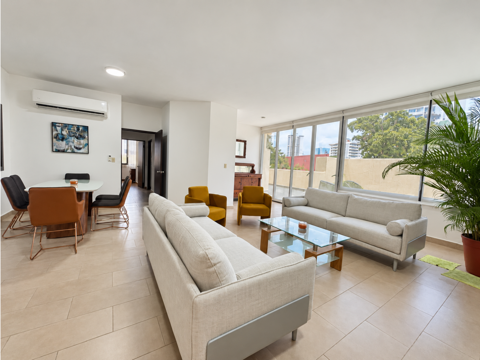 Venta de Apartamento con Amplia Terraza PH Buganvilla, Calle 50 — foto 3