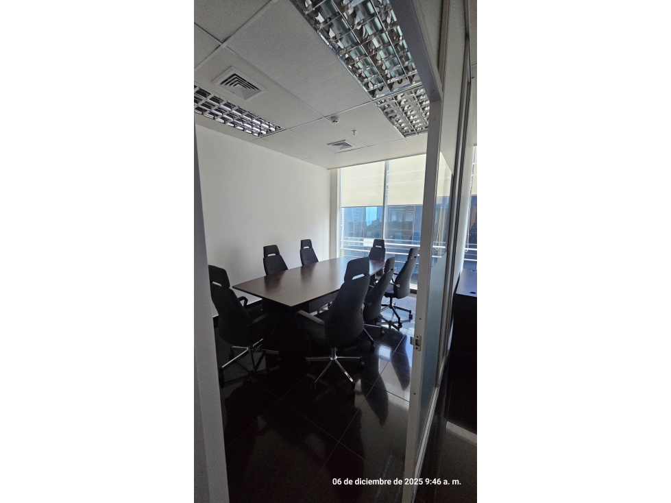 Se alquila Oficina PH Office One en Calle 50 LH - 5