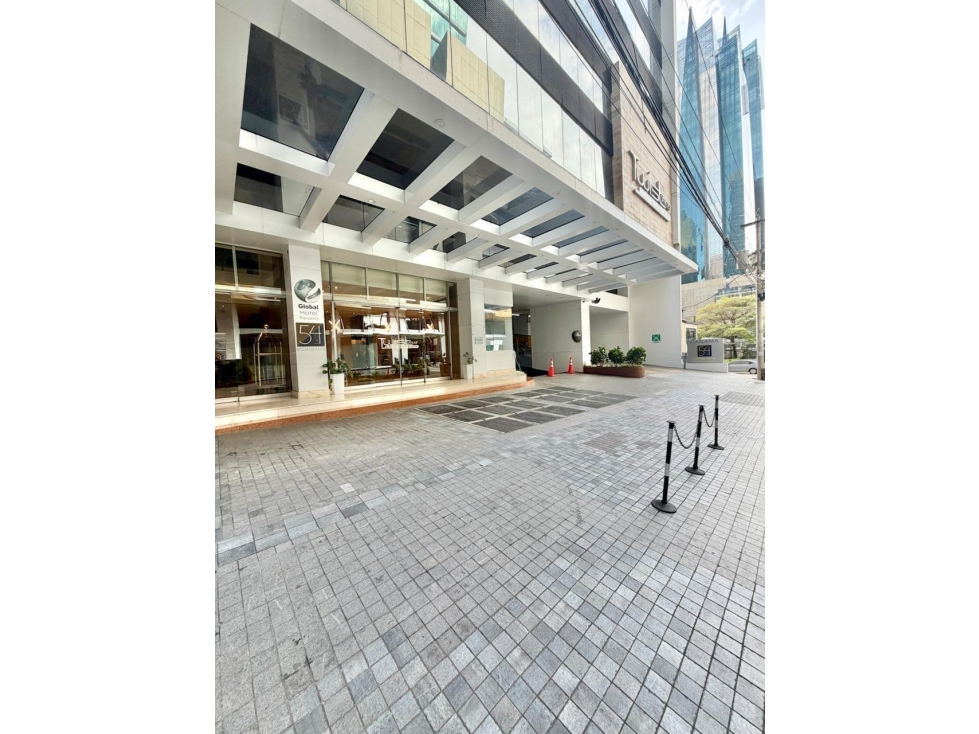 Alquiler y venta de amplia oficina | Twist Tower, Obarrio - 6