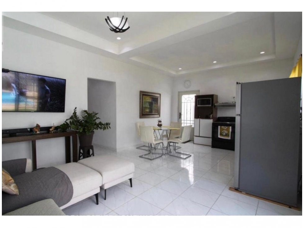 Casa con piscina - Venta - Costa Esmeralda - San Carlos — foto 5