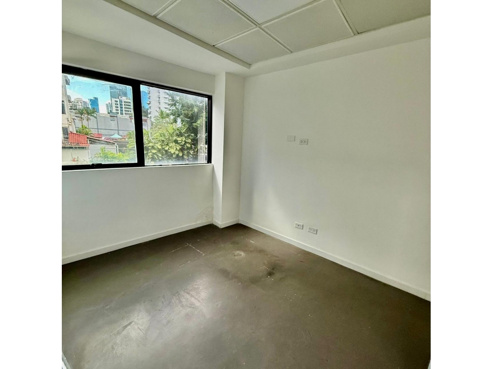 Alquiler de Local PB Royal Center Marbella — foto 6