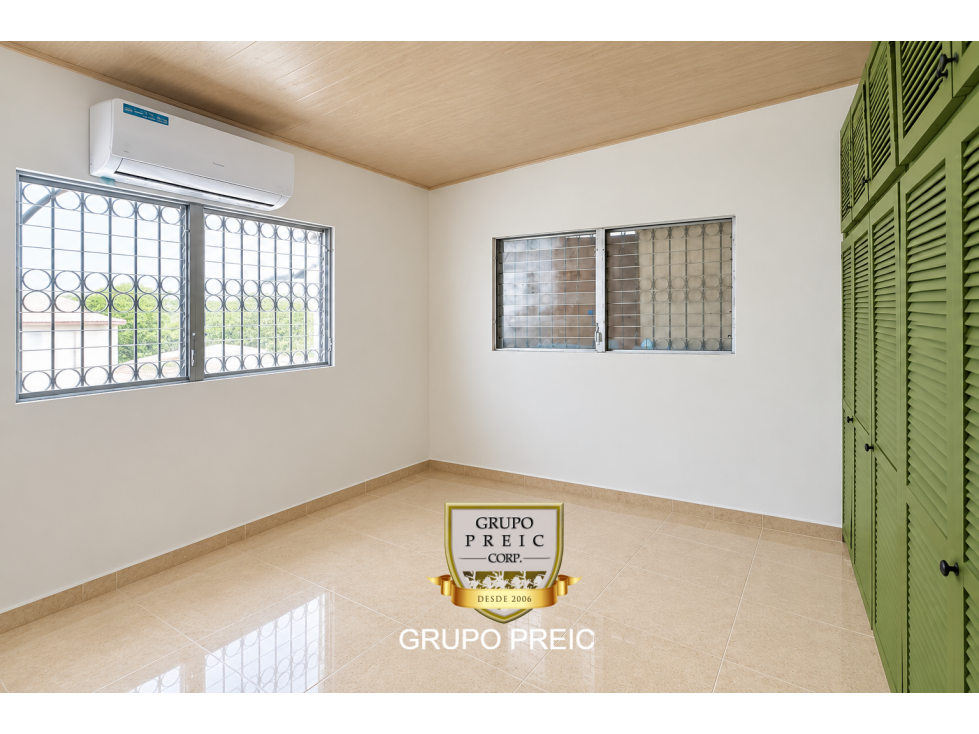 Casa en Venta Parque Lefevre CC — foto 6