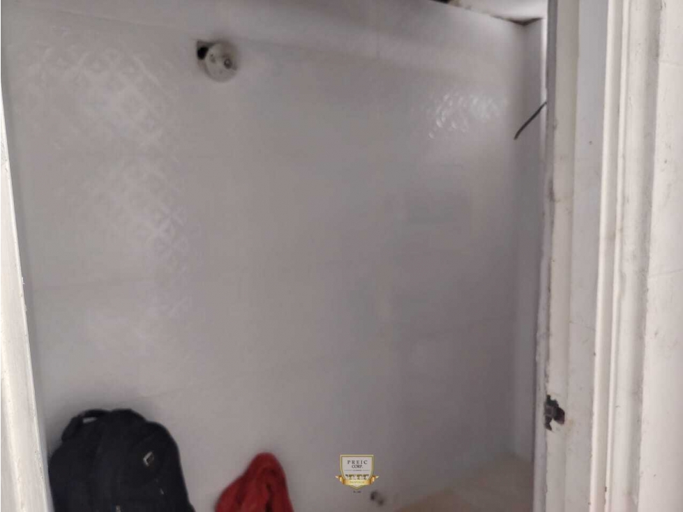 Local comercial remodelado en El Cangrejo. VC - 6