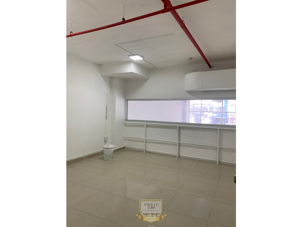 Alquilo local comercial en Plaza de Ramón Area L.T - 6