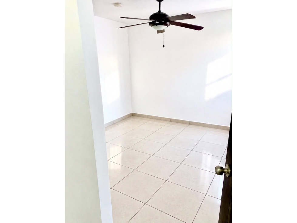 Alquilo apartamento LB en Parque Lefevre Riverside L.T — foto 5