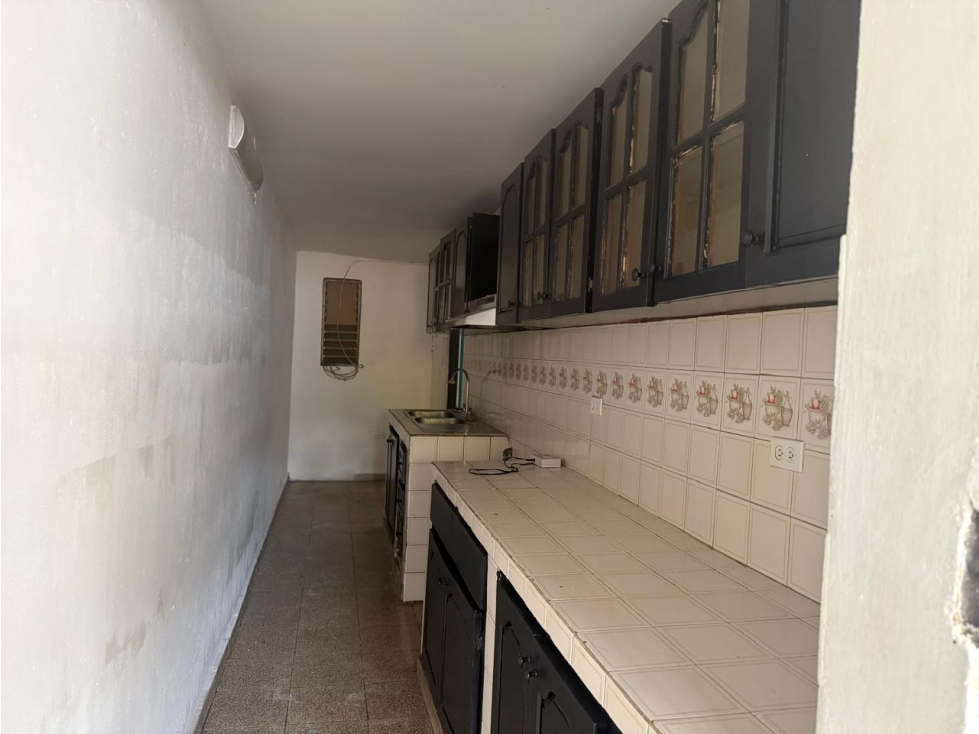 VENTA DE CASA EN CERRO VIENTO CENTRICA IDEAL PARA NEGOCIO — foto 4