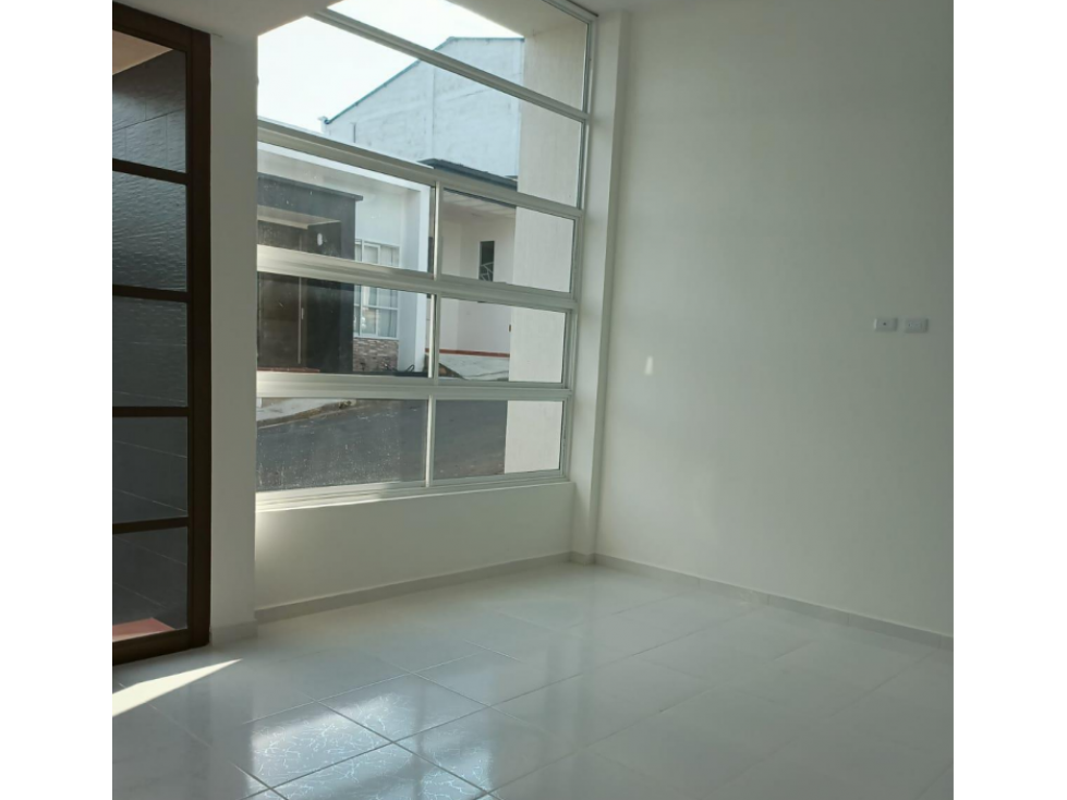 VENTA DE HERMOSA CASA PARA ESTRENAR — foto 2