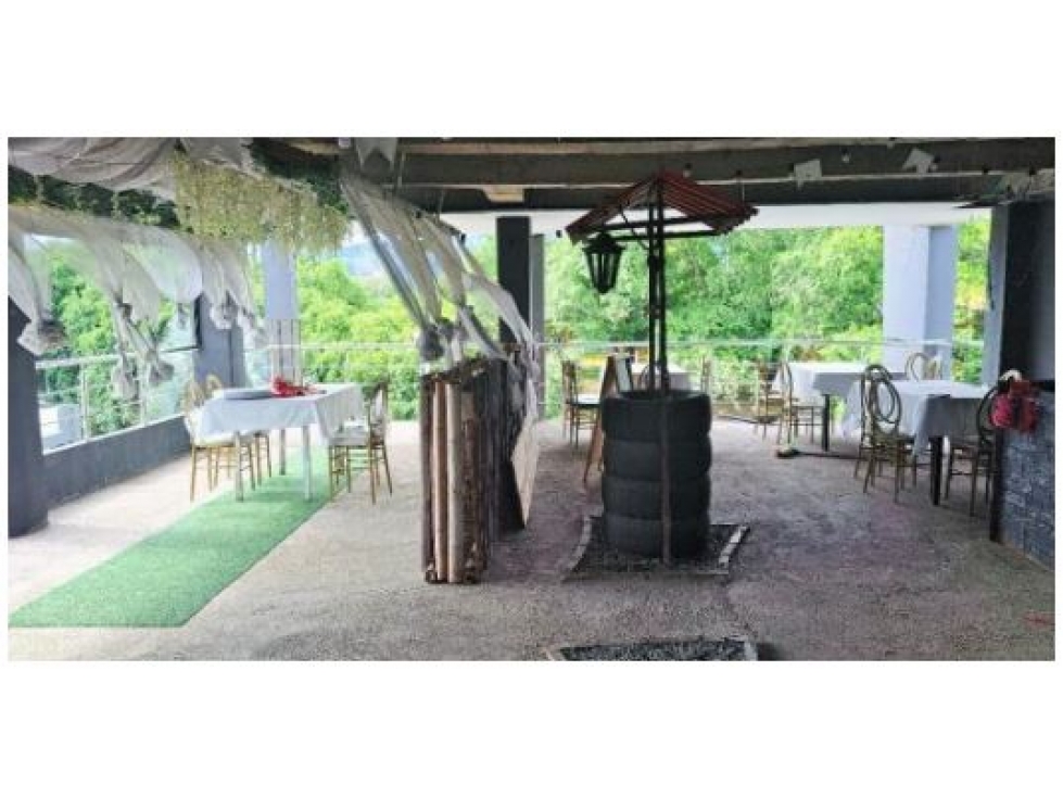 SE VENDE HERMOSO EDIFICIO EN FLORENCIA - 6