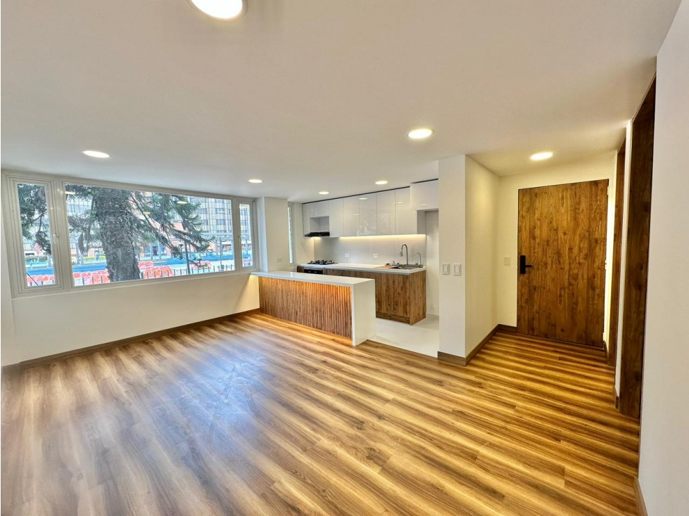 VENDO APTO REMODELADO CHICO — foto 2
