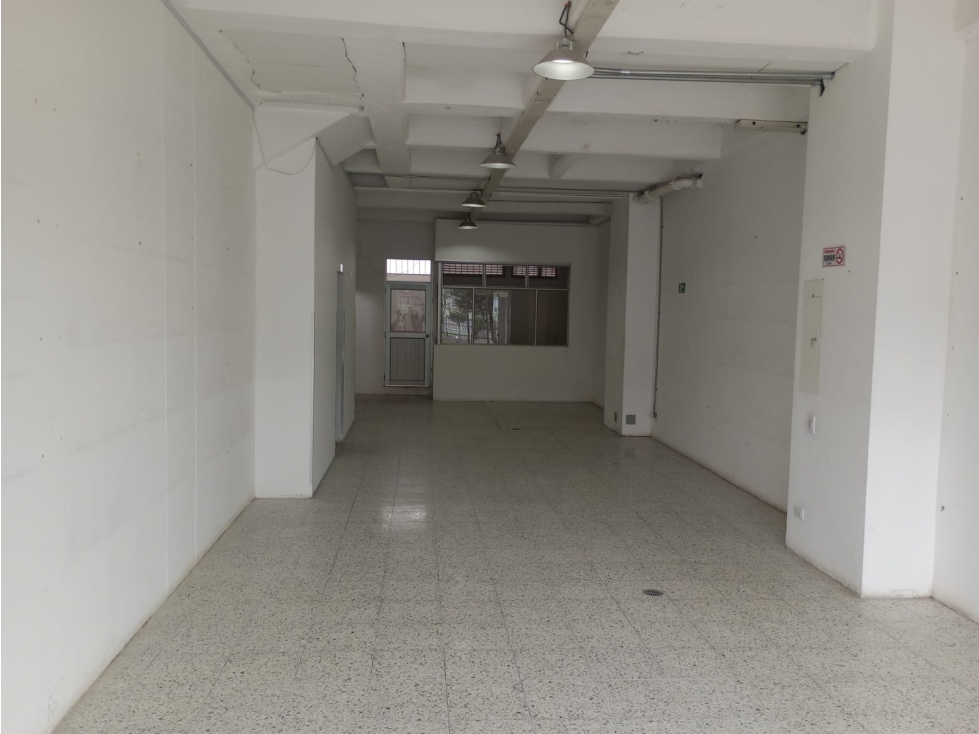ARRIENDO LOCAL 108MTS ÁLAMOS NORTE, BOGOTÁ