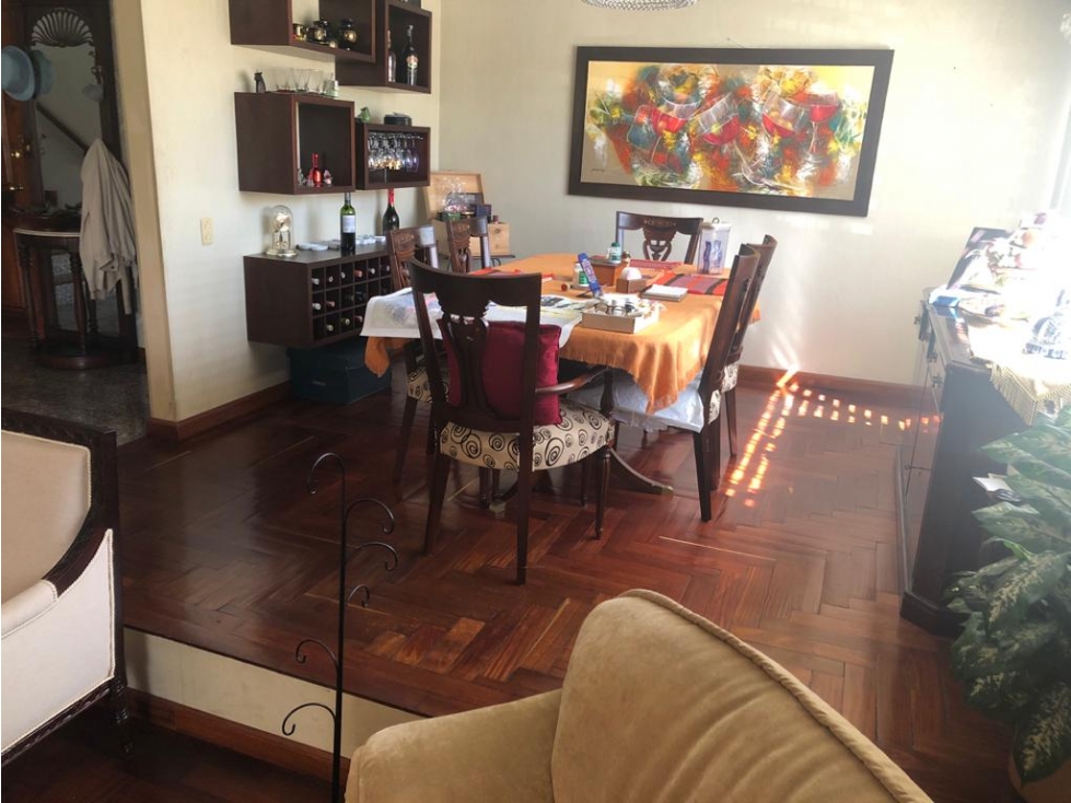 VENDO CASA REMODELADA NIZA CORDOBA - 1