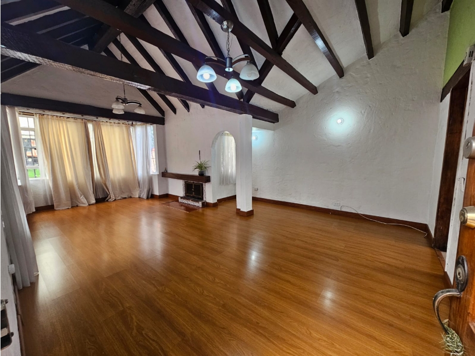 VENDO CASA EN CEDRITOS