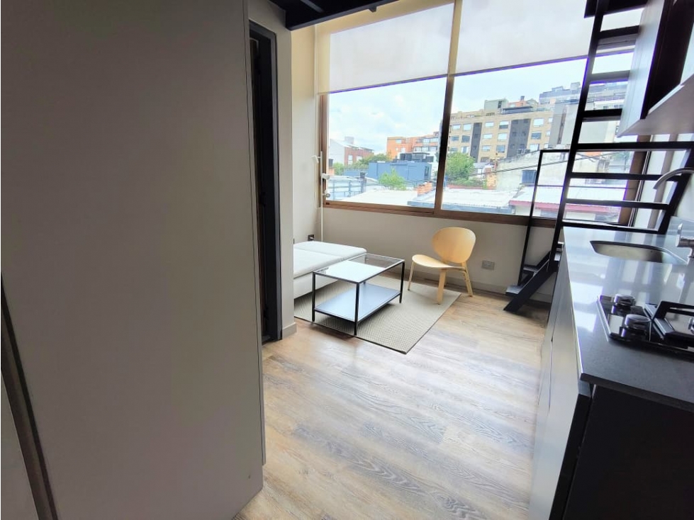 ARRIENDO APARTAESTUDIO DUPLEX AMOBLADO — foto 3