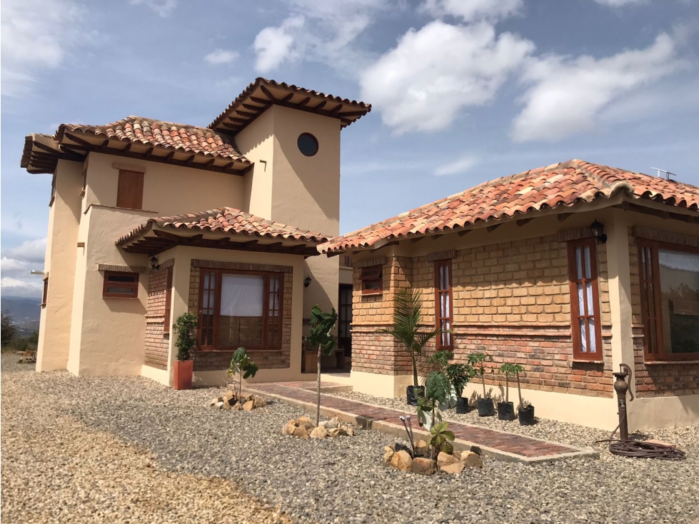 VENDO HERMOSA CASA EN VILLA DE LEYVA