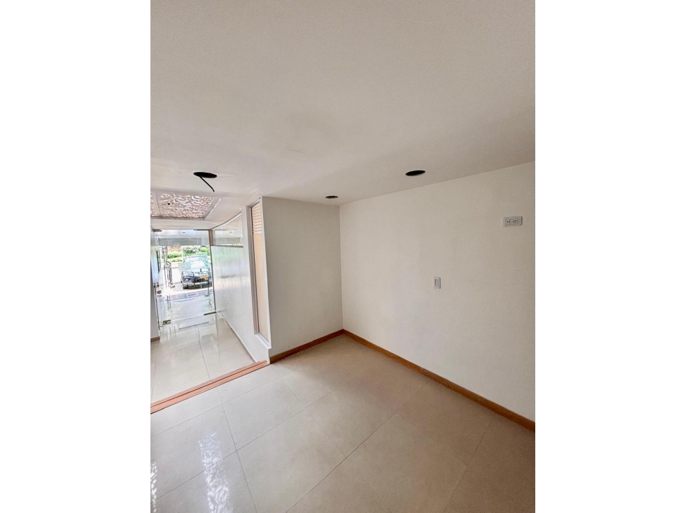 Arriendo Local/Consultorio dentro de Spa Calle 122 — foto 2