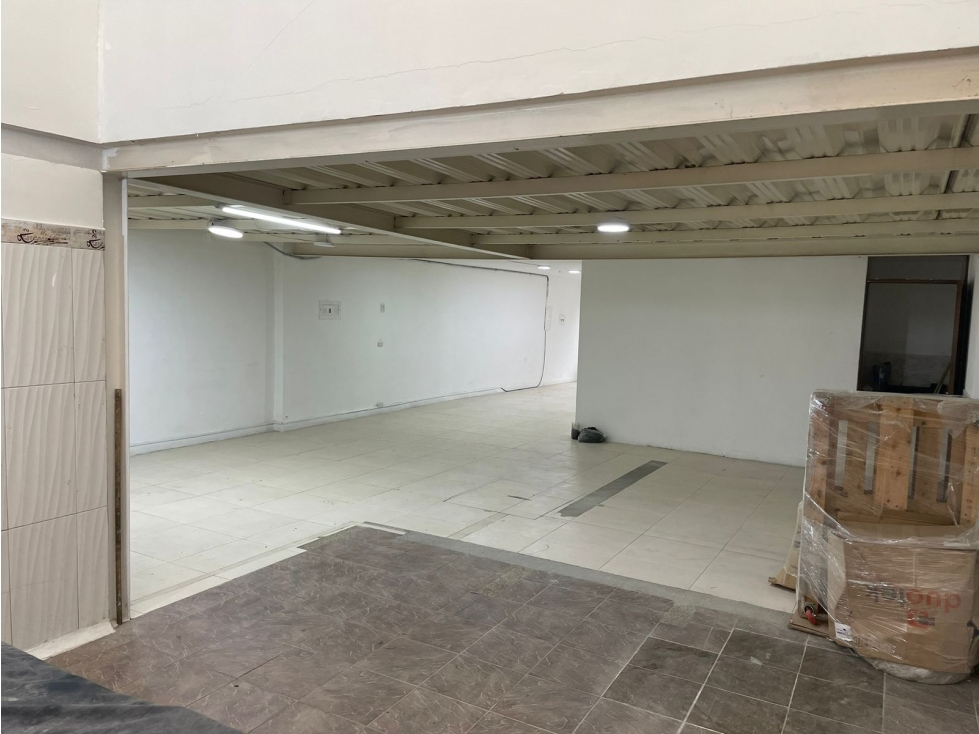 ARRIENDO BODEGA LA ESTRADA — foto 2
