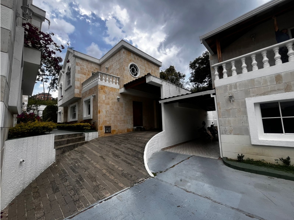 VENDO CASA BUCARAMANGA - 2