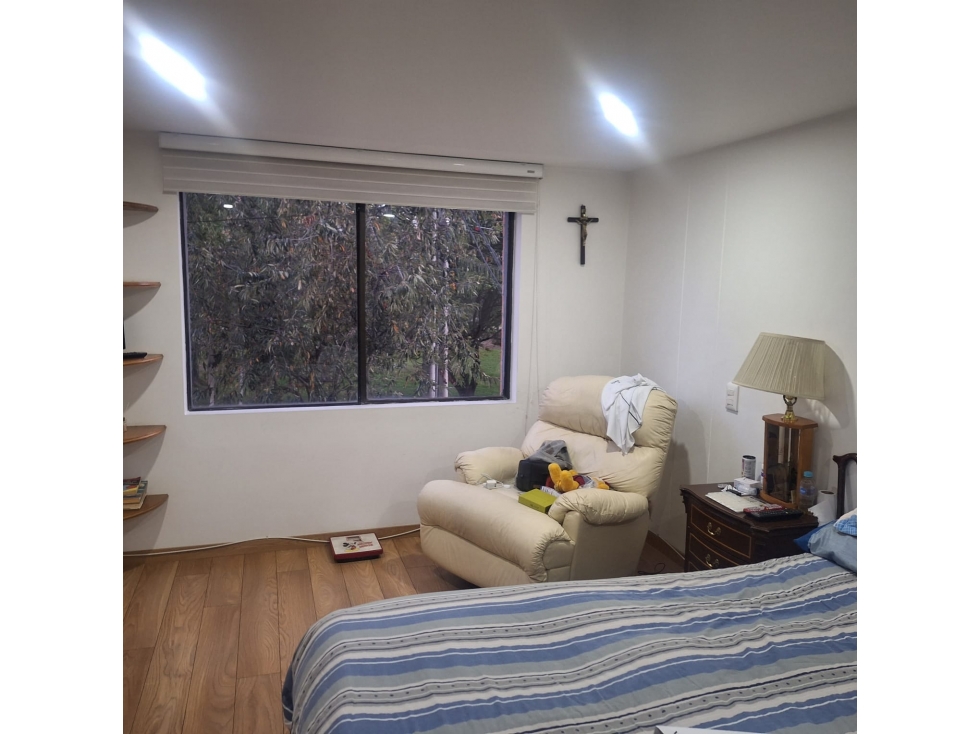 VENDO APARTAMENTO CON FRENTE A PARQUE SANTA BARBARA — foto 4