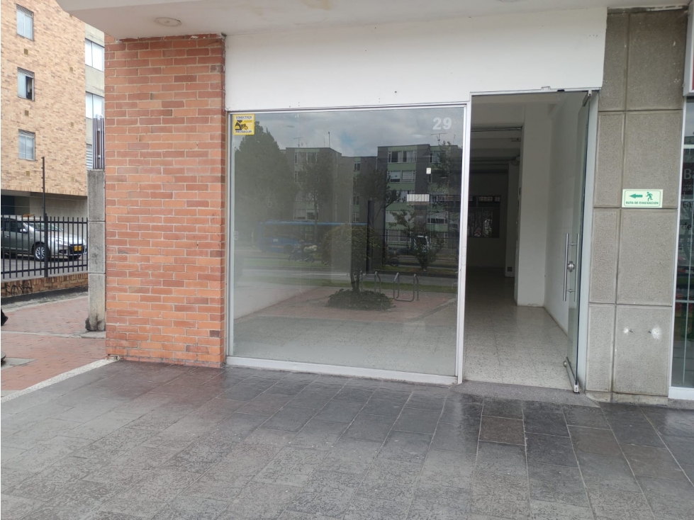 VENDO LOCAL 108MTS EN ALAMOS NORTE, BOGOTÁ