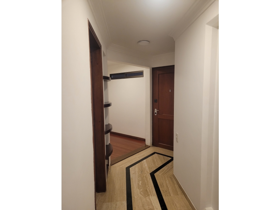 ARRIENDO APARTAMNETO EN SANTA BARBARA