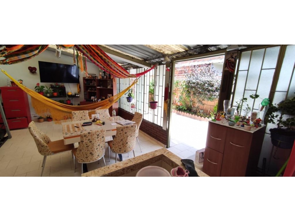 D. VENTA CASA MANDALAY BOGOTA