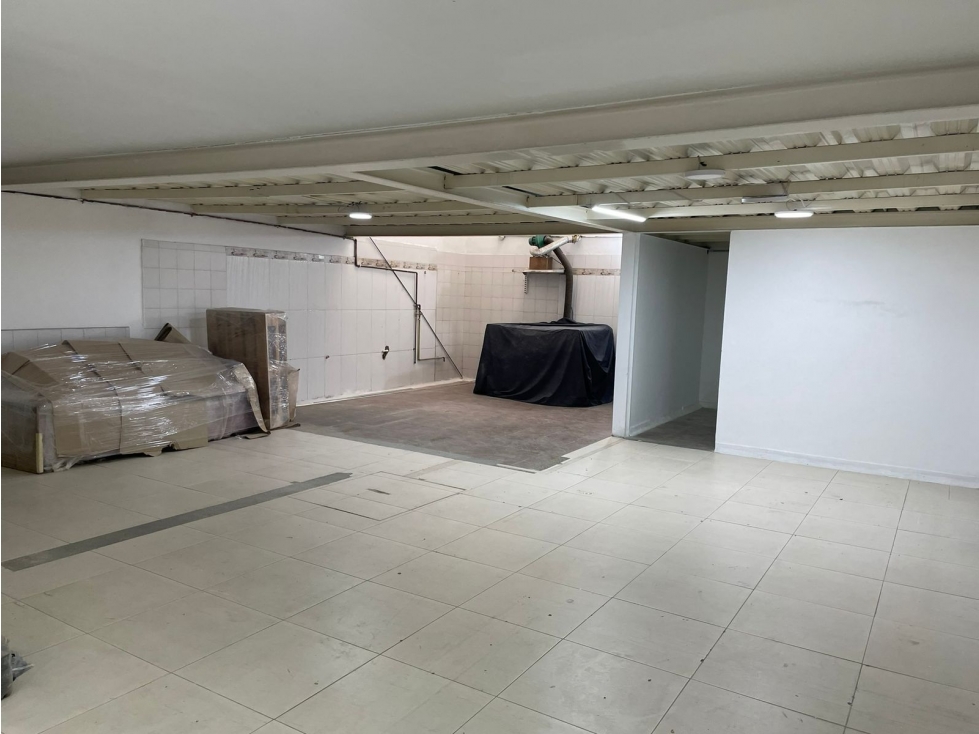 ARRIENDO BODEGA LA ESTRADA — foto 4