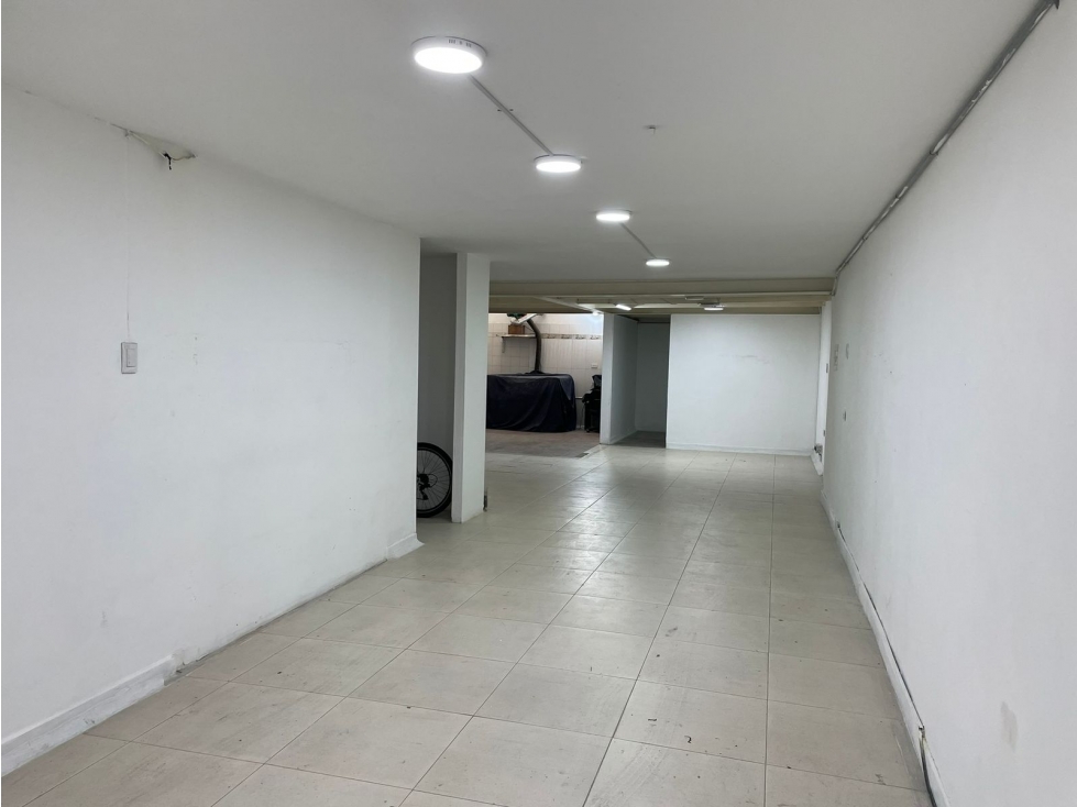 ARRIENDO BODEGA LA ESTRADA — foto 5